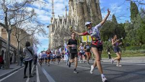 Búscate en las fotos del Maratón de Barcelona 2023