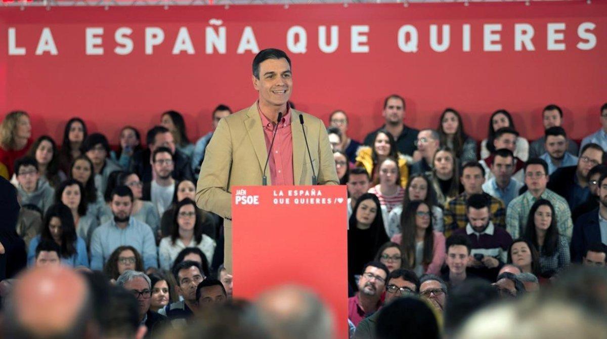 El secretario general del PSOE, Pedro Sánchez, interviene en un mitin en Jaén este sábado.