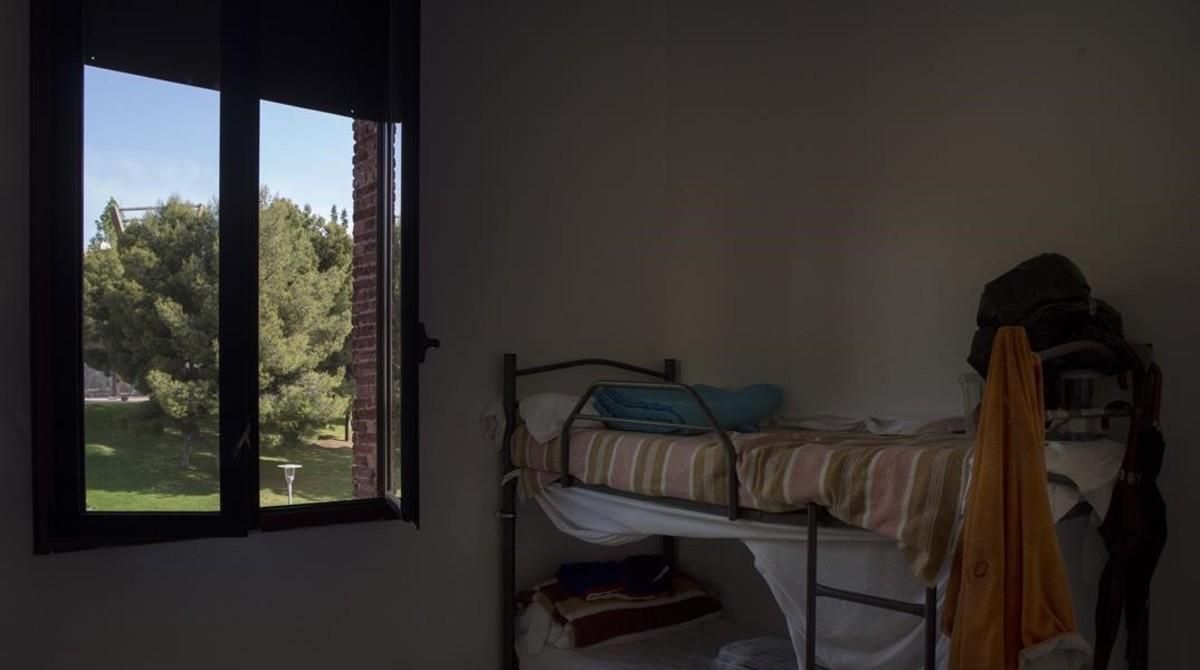 Una de las habitaciones del centro de primera acogida de Nou Barris. Una de las habitaciones del centro de primera acogida de Nou Barris.