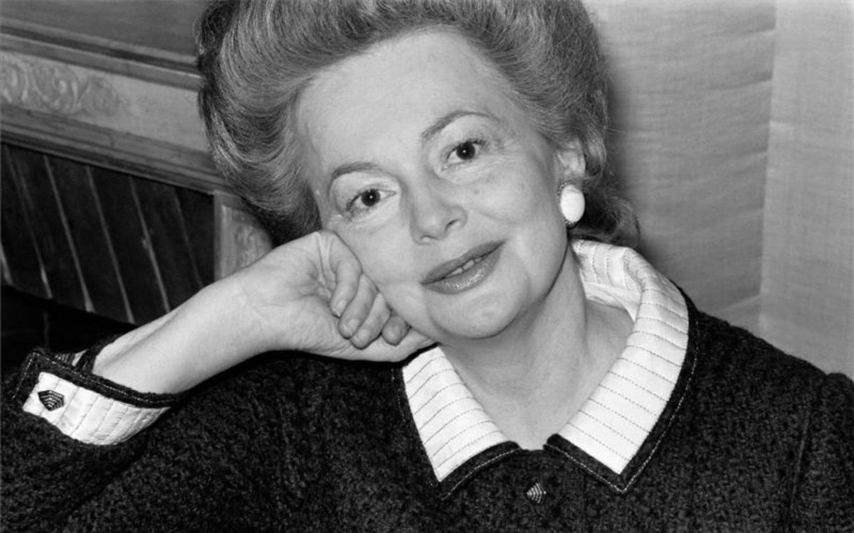 La actriz de Hollywood, Olivia de Havilland. La actriz de Hollywood, Olivia de Havilland.
