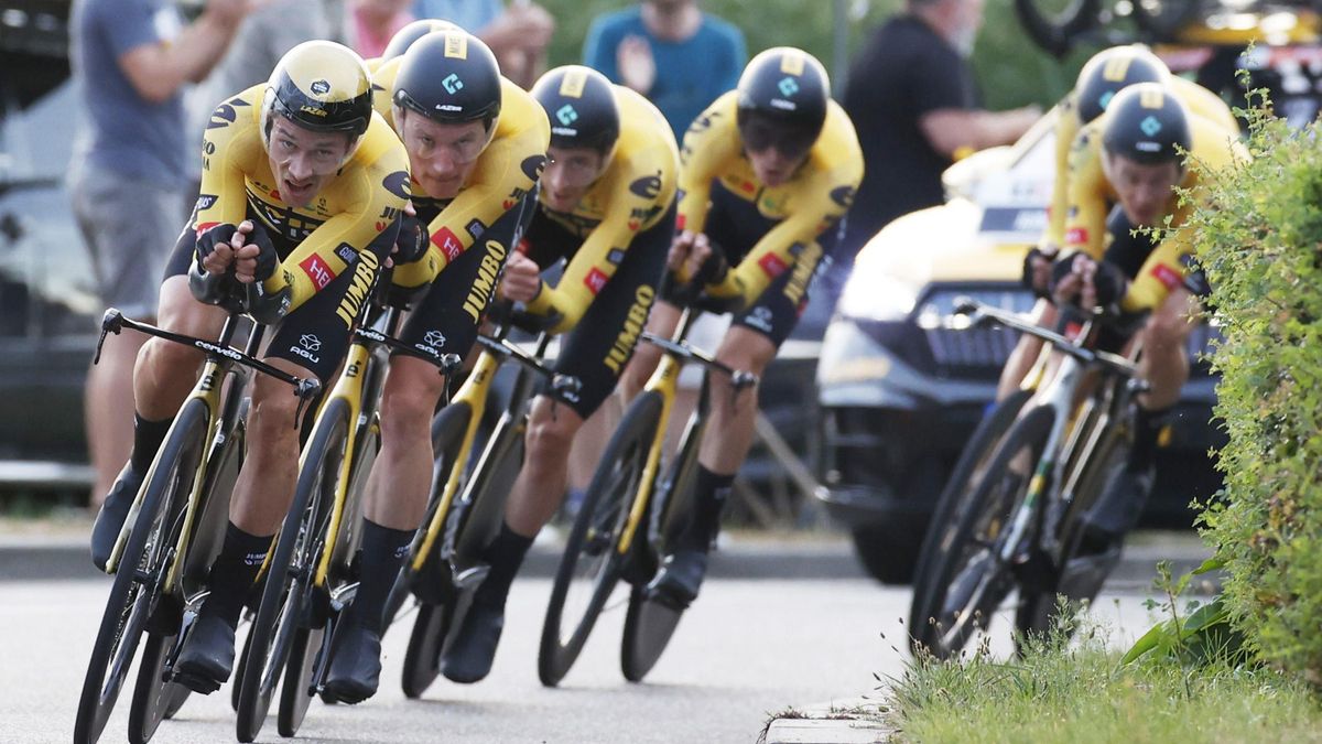 L’equip de Roglic agafa el timó de la Vuelta enmig de la bogeria holandesa L’equip de Roglic agafa el timó de la Vuelta enmig de la bogeria holandesa