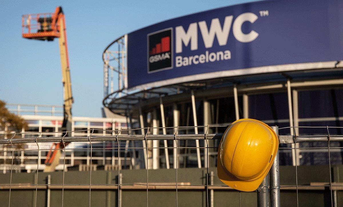 Exterior del recinto donde debía celebrarse el Mobile World Congress (MWC), tras su cancelación por la crisis del coronavirus, el pasado 13 de febrero. Exterior del recinto donde debía celebrarse el Mobile World Congress (MWC), tras su cancelación por la crisis del coronavirus, el pasado 13 de febrero.