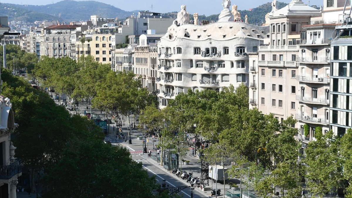 El paseo de Gràcia, visto desde la terraza del Hotel Condes de Barcelona.