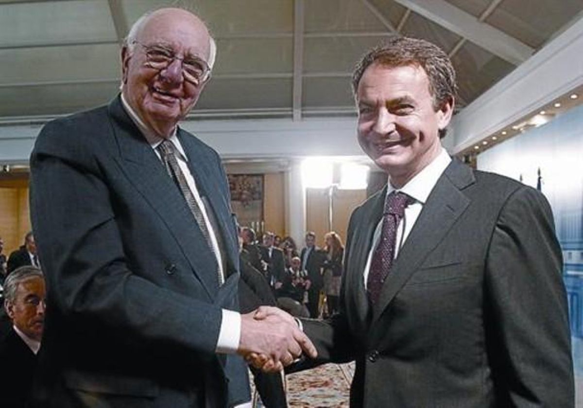 Zapatero con el expresidente de la Fed, Paul Volcker Zapatero con el expresidente de la Fed, Paul Volcker