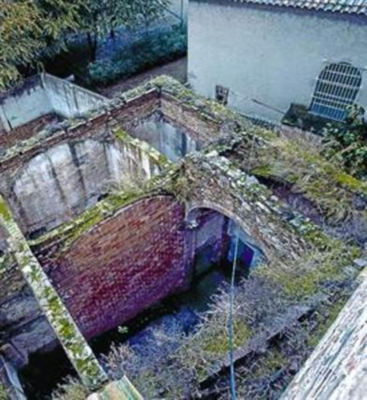 El esqueleto de la historia8 Estado actual de la capilla. El esqueleto de la historia8 Estado actual de la capilla.