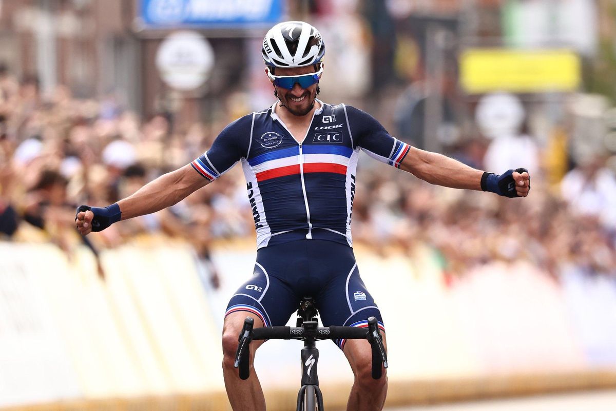 Julian Alaphilippe. Julian Alaphilippe.