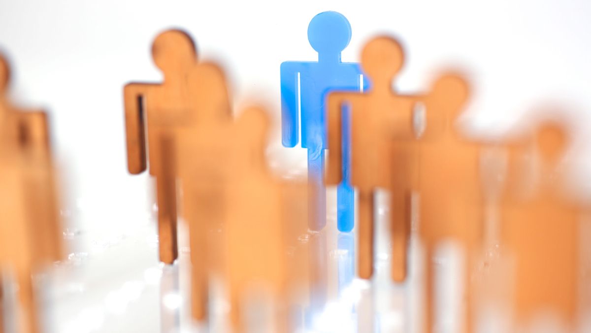 En España, casi el 30% de las personas que padecen una enfermedad rara no reciben ningún apoyo ni tratamiento. En España, casi el 30% de las personas que padecen una enfermedad rara no reciben ningún apoyo ni tratamiento.