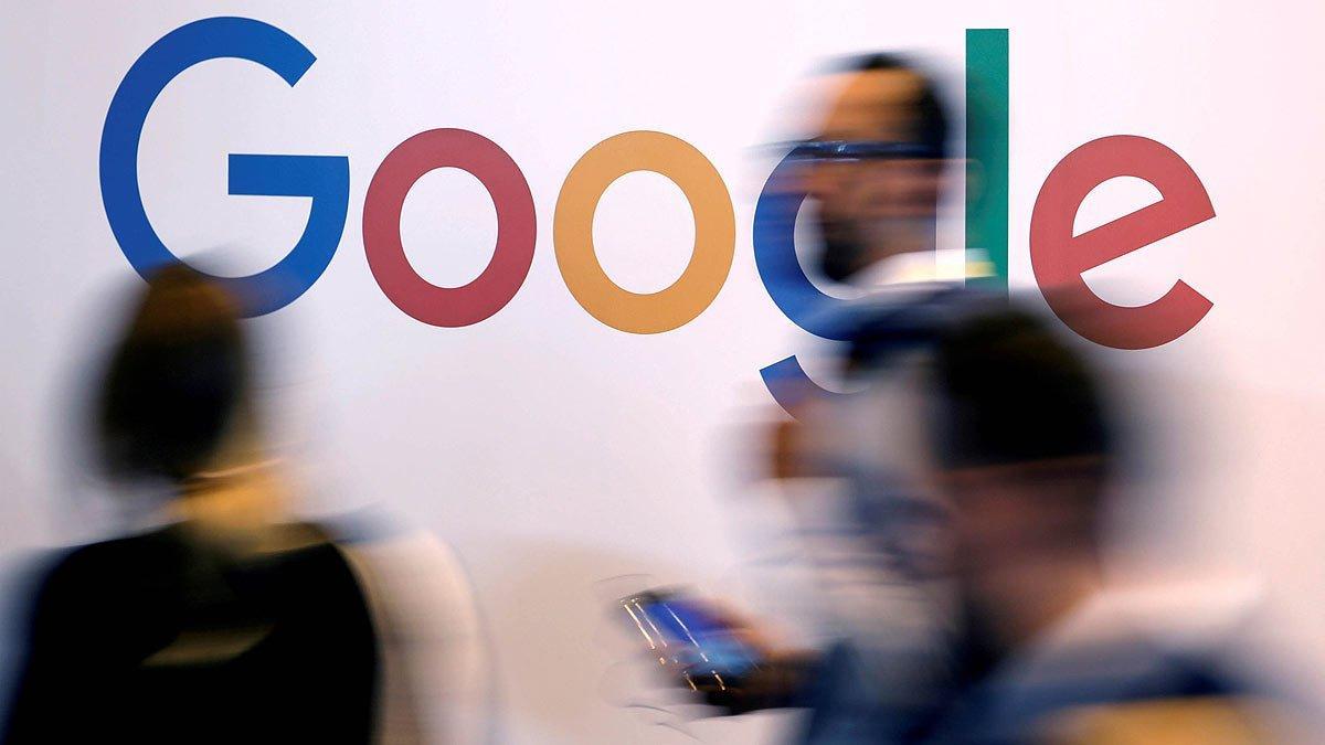 El logotipo de Google, en una feria tecnológica en París.