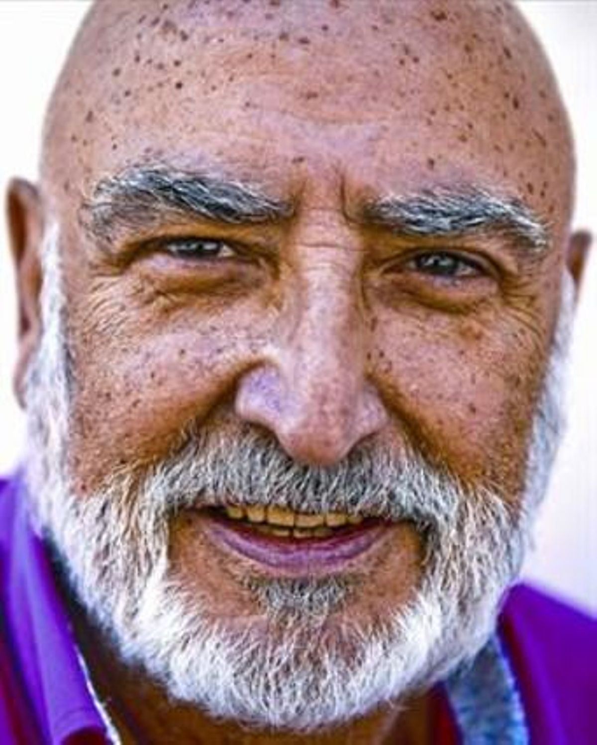 Peret «Yo nunca me he vendido. Me han comprado» Peret «Yo nunca me he vendido. Me han comprado»