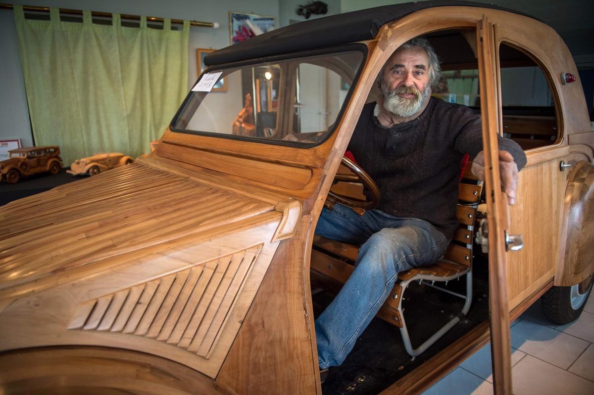Un Ebanista Retirado Frances Se Construye Un Citroen 2cv