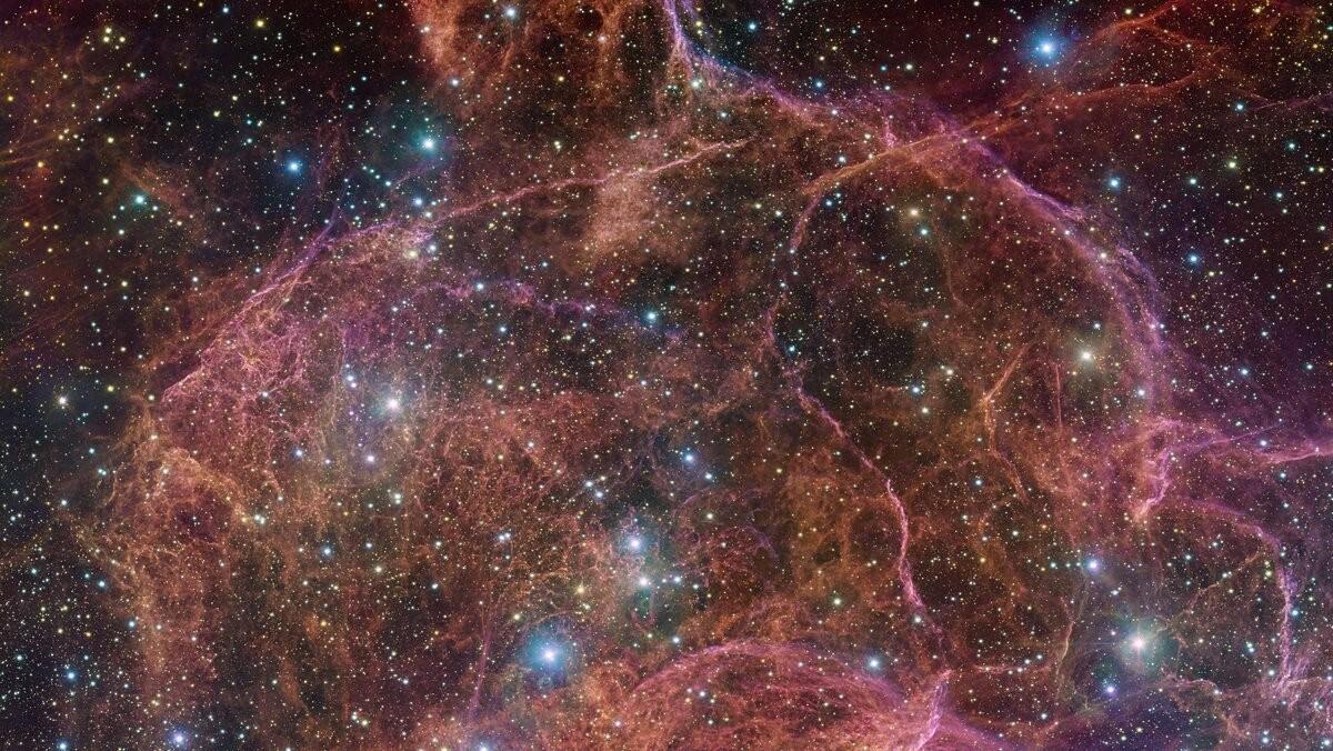 Panorámica de una estrella fantasma de la constelación austral de las Velas. 