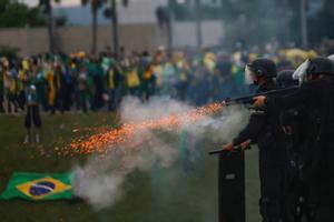 Protestas en Brasilia contra el presidente electo, Lula da Silva.