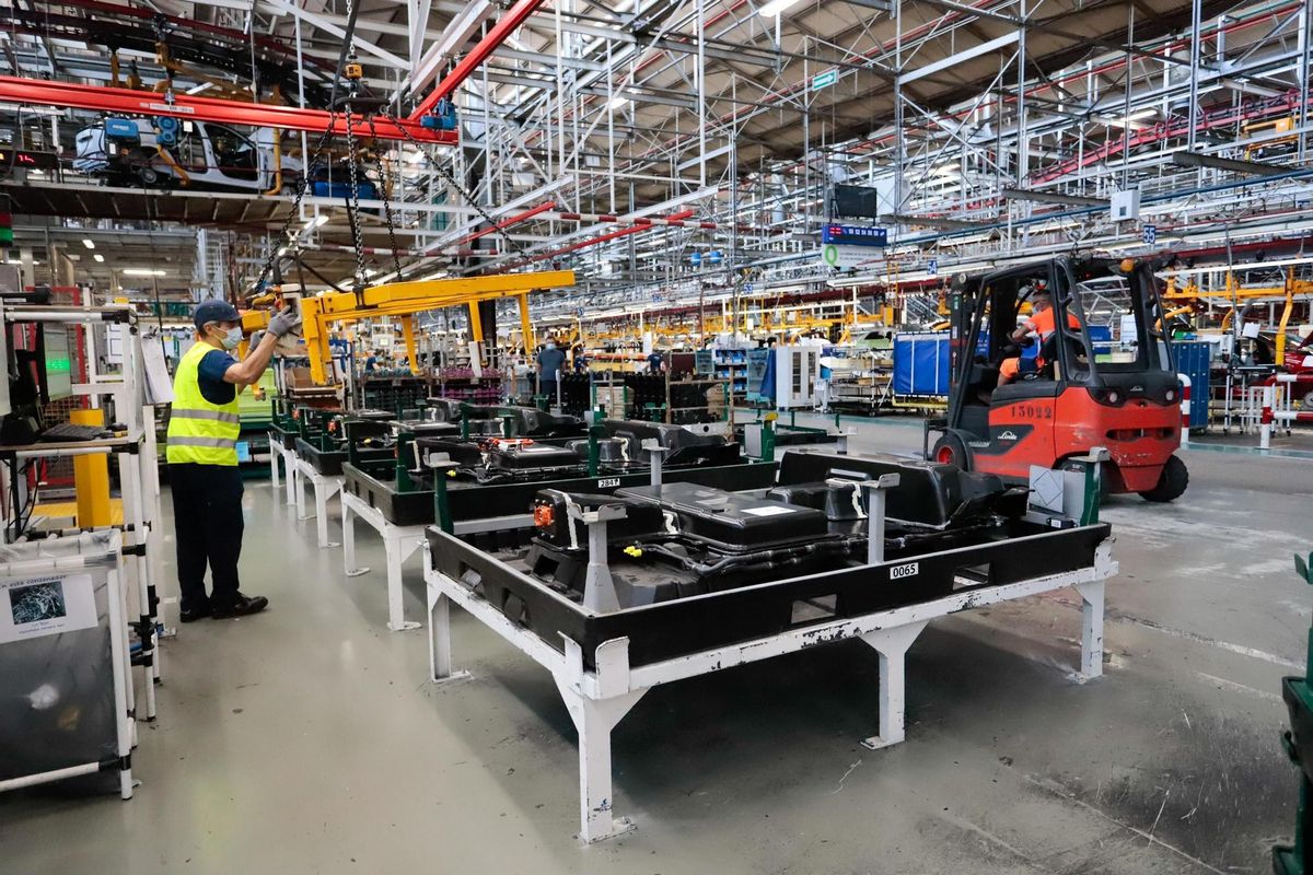 La industria modera el repunte de su facturación al 13,2% en marzo La industria modera el repunte de su facturación al 13,2% en marzo