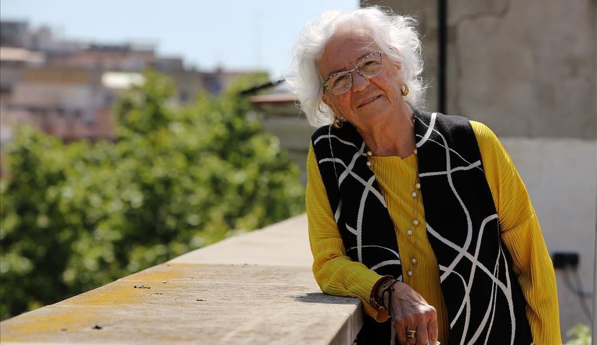 Maria Assumpció Vilà, en la terraza del despacho en la ronda Sant Pau Maria Assumpció Vilà, en la terraza del despacho en la ronda Sant Pau