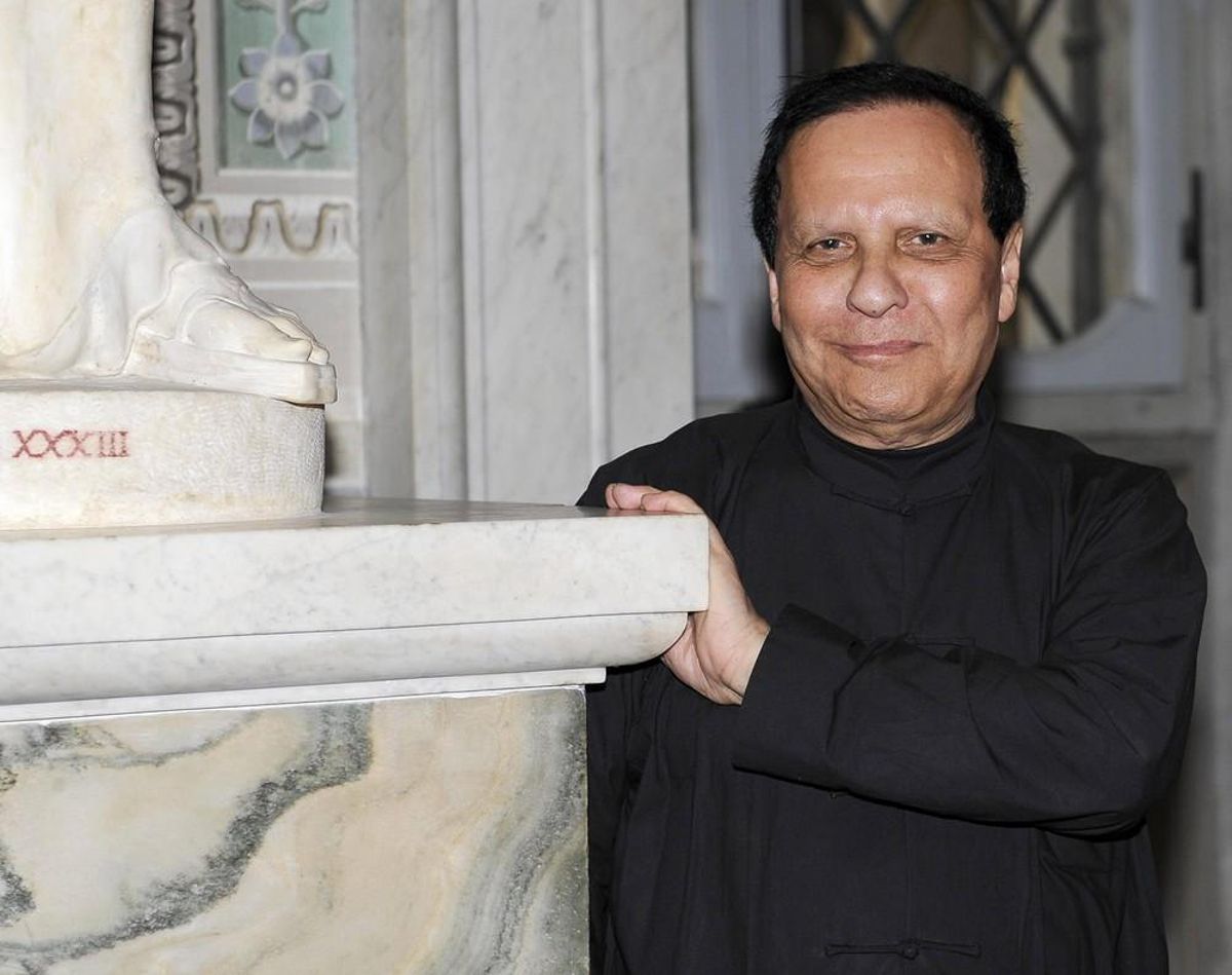 El modisto franco-tunecino Azzedine Alaia, en Roma, en julio del 2015. El modisto franco-tunecino Azzedine Alaia, en Roma, en julio del 2015.