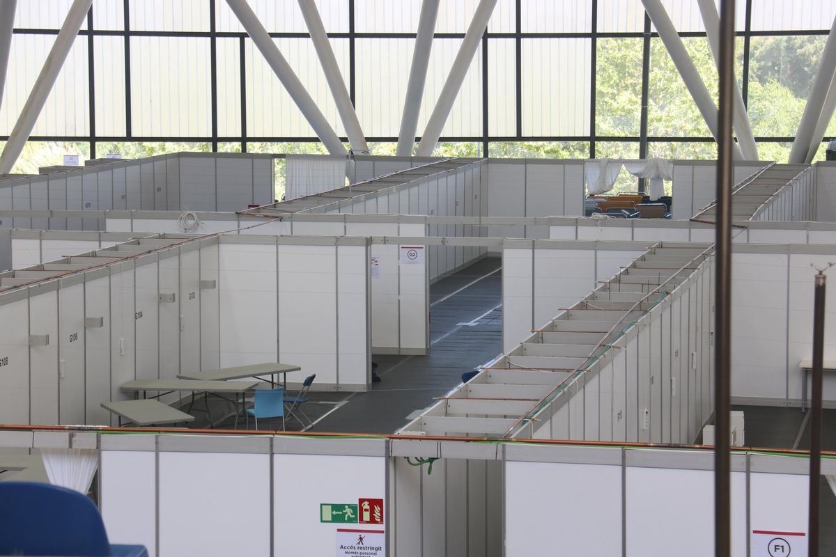 La Pista Coberta d’Atletisme de Sabadell en el proceso de desmantelamiento del Hospital Temporal La Pista Coberta d’Atletisme de Sabadell en el proceso de desmantelamiento del Hospital Temporal