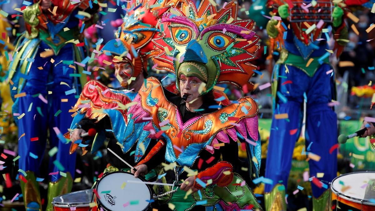 público Rectángulo Letrista Carnaval 2022: ¿Cuál es el disfraz más buscado para triunfar estos  Carnavales?