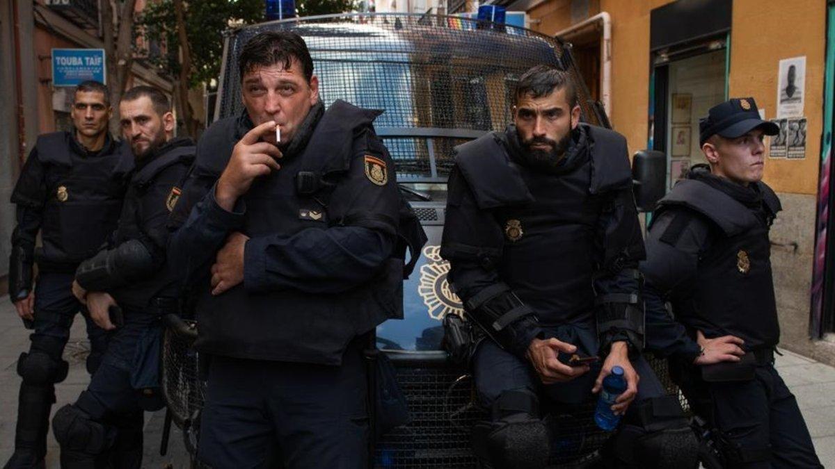 Los policías hablan sobre la serie 'Antidisturbios': "Si le gusta a Rufián, ponte en lo peor"