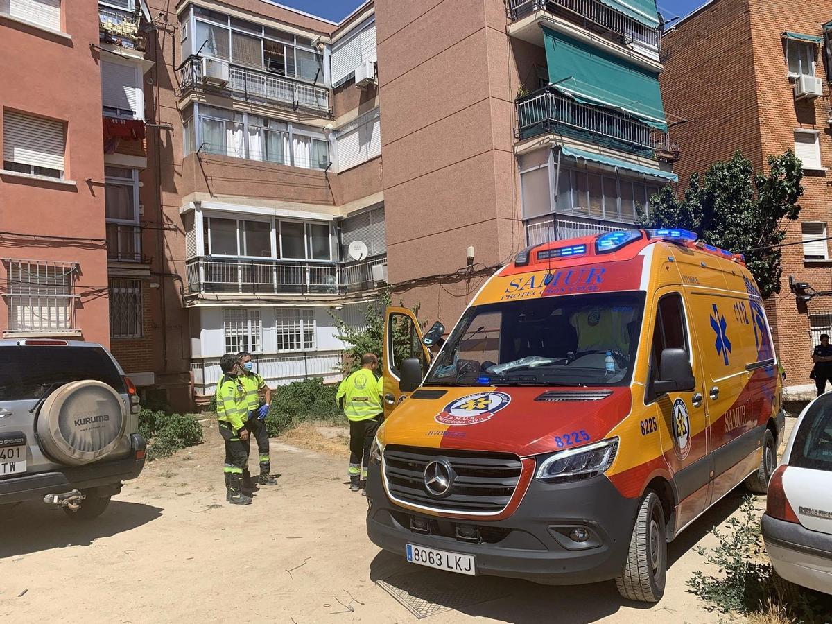 Un niño de dos años, herido grave tras caer desde la ventana de un tercer piso en Madrid