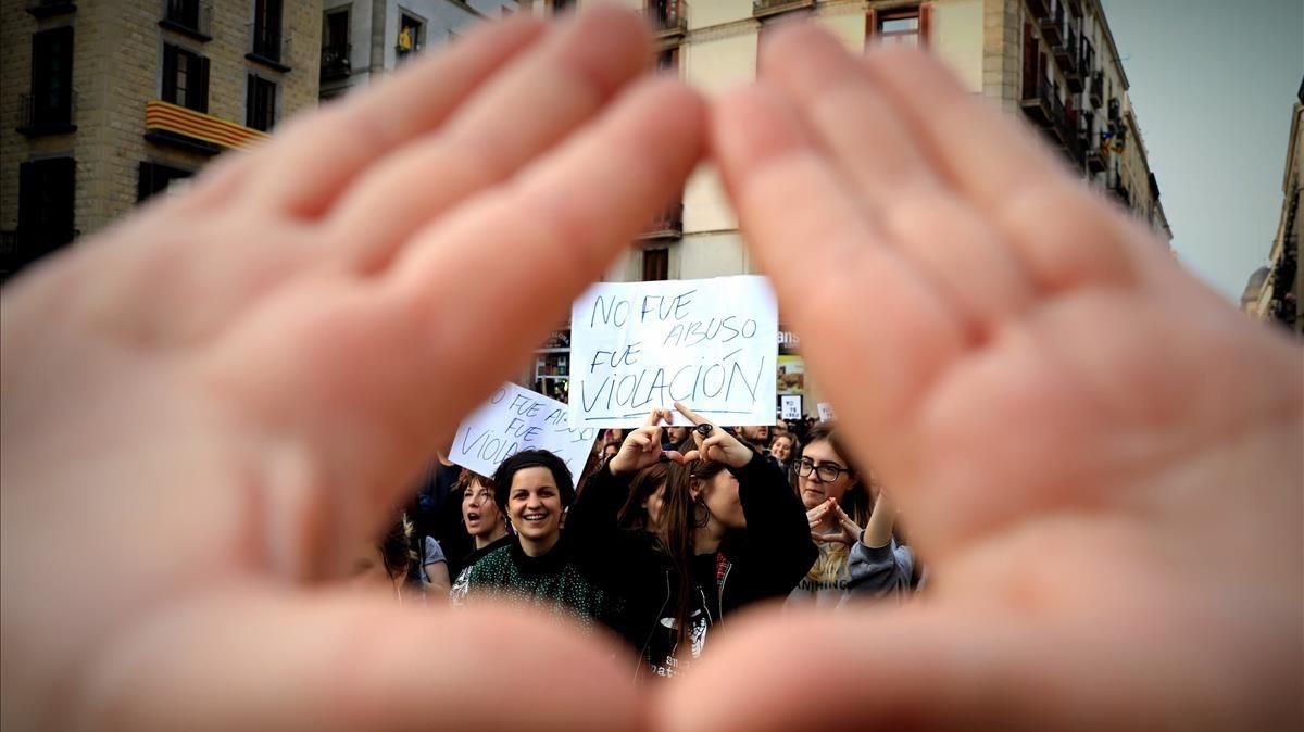 Manifestación en Barcelona contra la sentencia de la Manada. Manifestación en Barcelona contra la sentencia de la Manada.