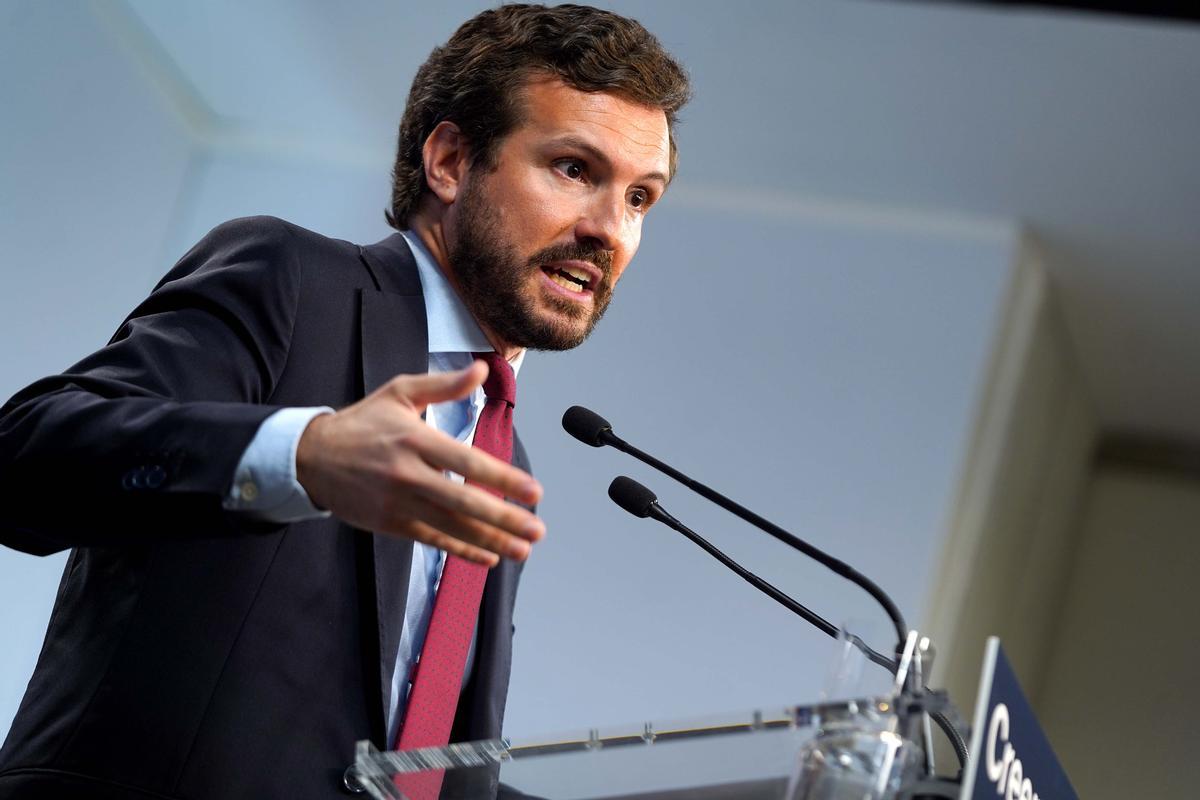 El presidente del Partido Popular, Pablo Casado, este jueves, durante la rueda de prensa de balance del curso político. El presidente del Partido Popular, Pablo Casado, este jueves, durante la rueda de prensa de balance del curso político.