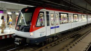 El metro i tramvia de Barcelona oferiran servei ‘non stop’ durant la revetlla de Sant Joan