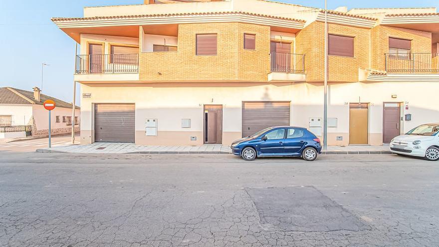 Buscan compradores urgente para estos chalets en España: no necesita reforma