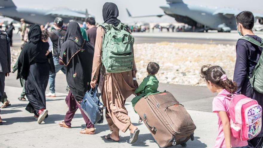 Els talibans permetran vols comercials després del final de l'evacuació - Vimarsana News