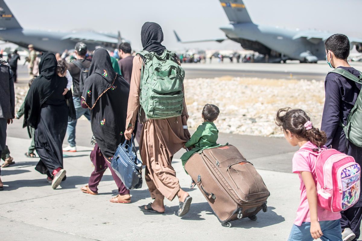 Continúan las evacuaciones en el aeropuerto de Kabul. Continúan las evacuaciones en el aeropuerto de Kabul.