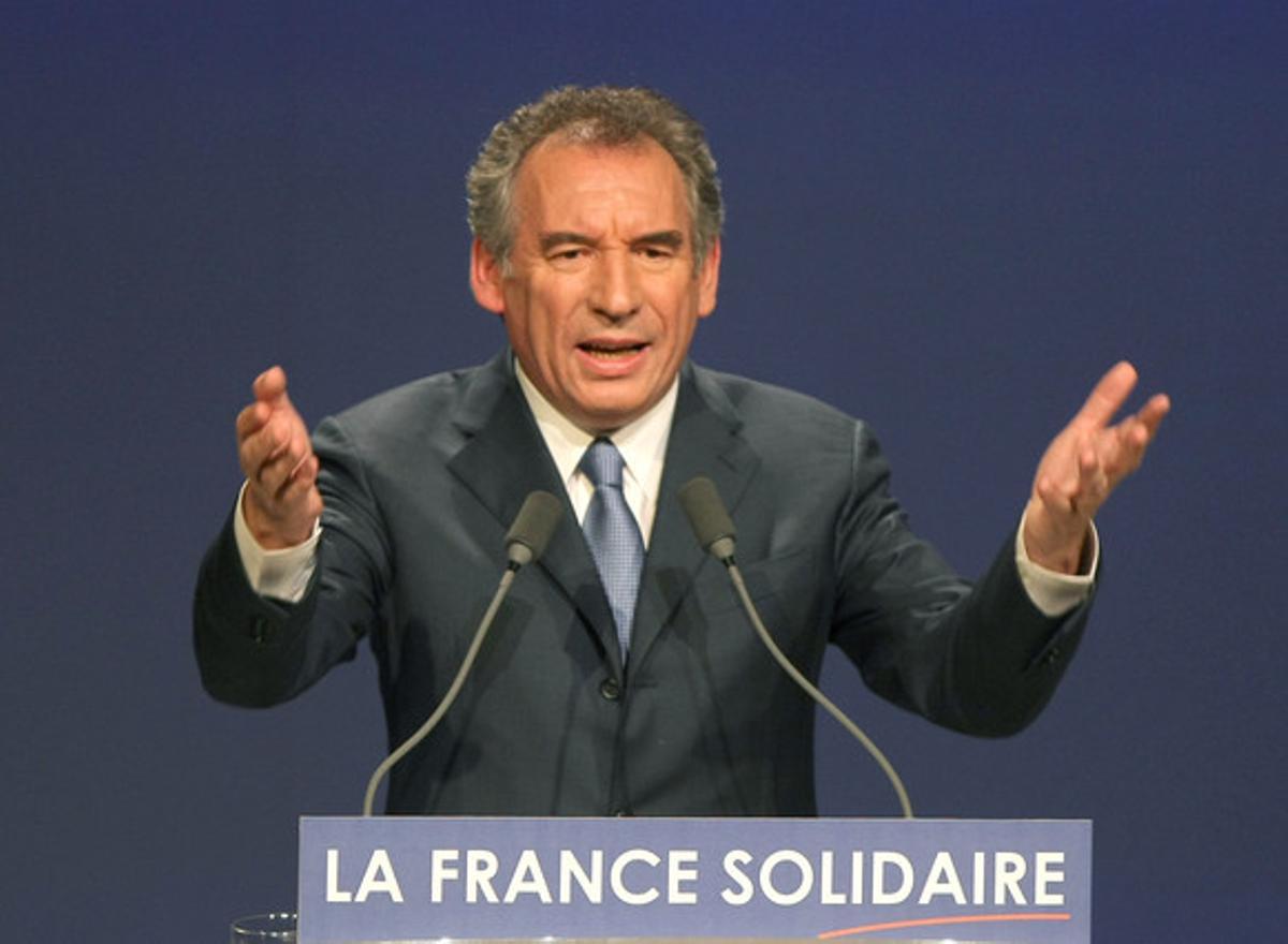 François Bayrou, Experiencia Y Equilibrio Contra La Crisis