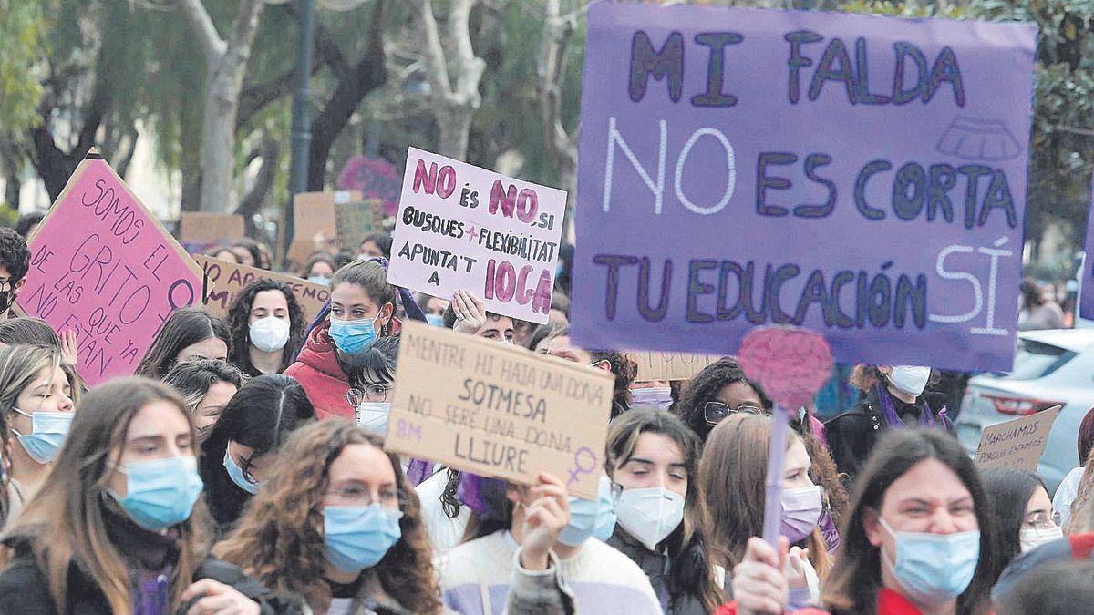 Reeducació d’agressors o l’esforç per diferenciar-se Reeducació d’agressors o l’esforç per diferenciar-se