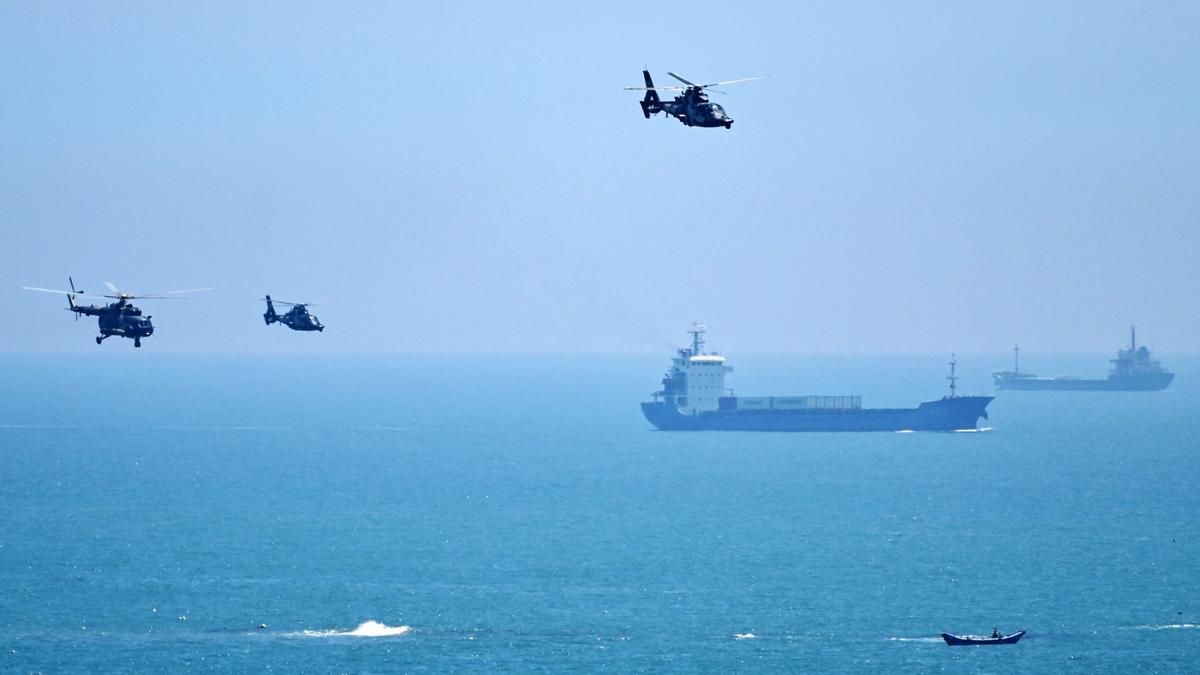 Maniobras militares chinas en la isla de Pingtan, uno de los puntos más cercanos de China continental a Taiwán, por la visita de Nancy Pelosi