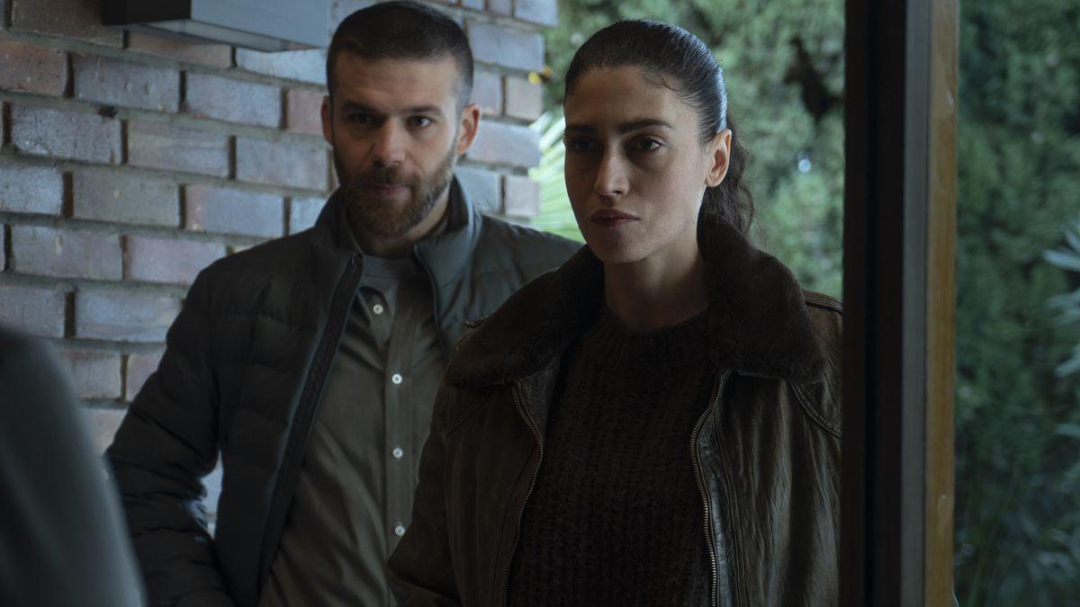Antena 3 lanza el primer capítulo de 'La novia gitana' contra 'La isla de las tentaciones'