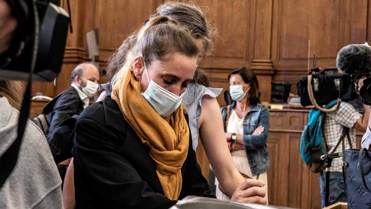 Judici a França a una dona que va matar el seu padrastre després de 24 anys d’abusos