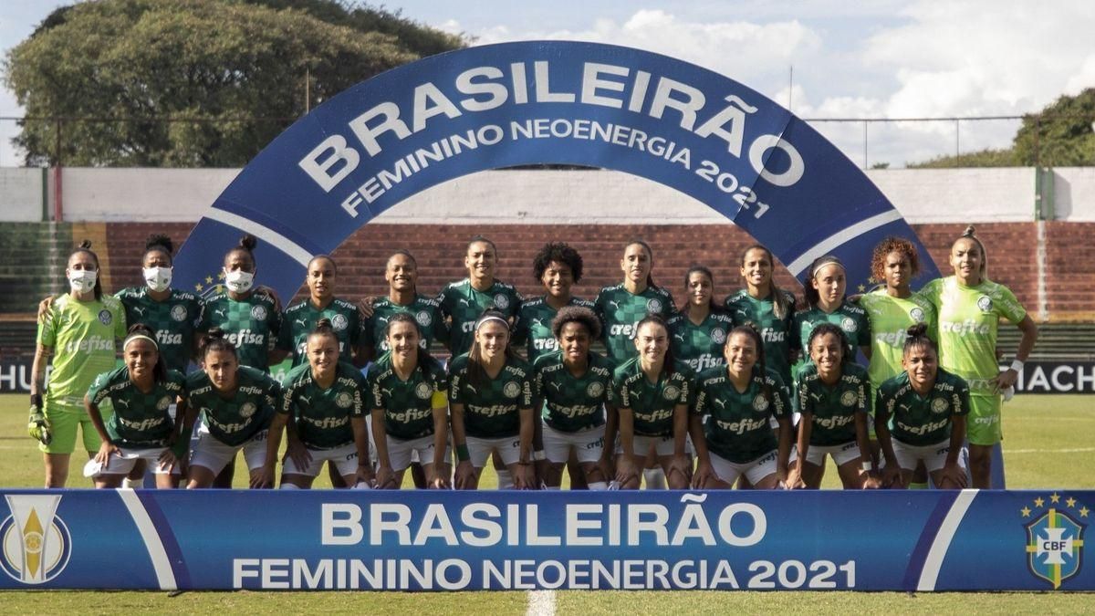 La Selección brasileña femenina exhibirá la marca en el uniforme de entrenamiento y desarrollará activaciones en las redes sociales. La Selección brasileña femenina exhibirá la marca en el uniforme de entrenamiento y desarrollará activaciones en las redes sociales.