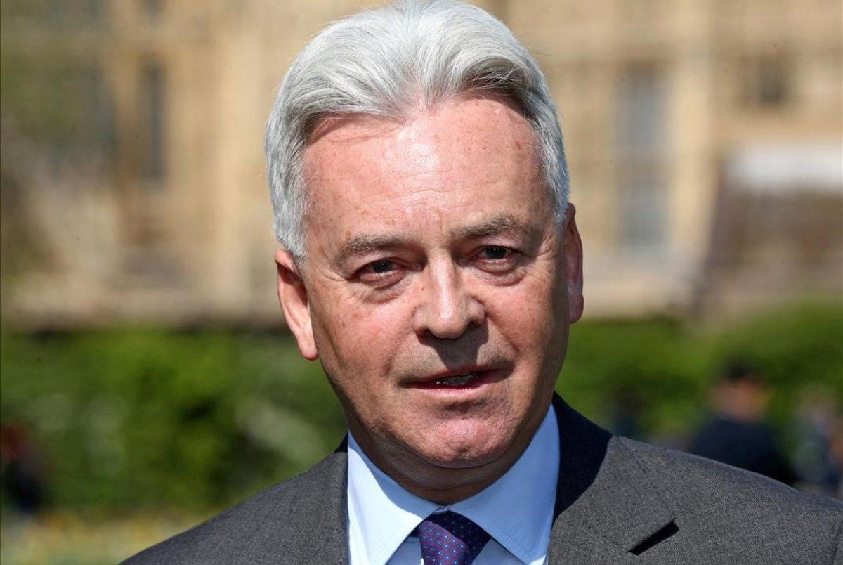 Dimiteix el número dos d'Exteriors britànic per oposició a Johnson Dimiteix el número dos d'Exteriors britànic per oposició a Johnson