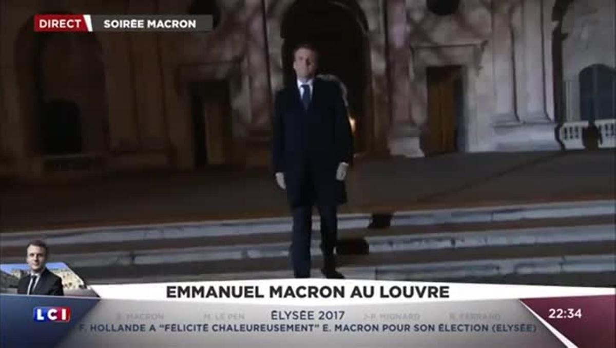La llegada de Emmanuel Macron al Louvre.