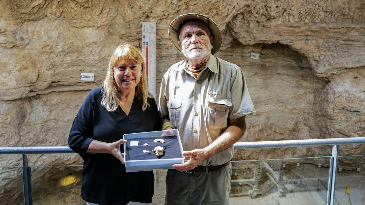 Trobats quatre ossos del crani d’un neandertal a l’Abric Romaní, a l’Anoia