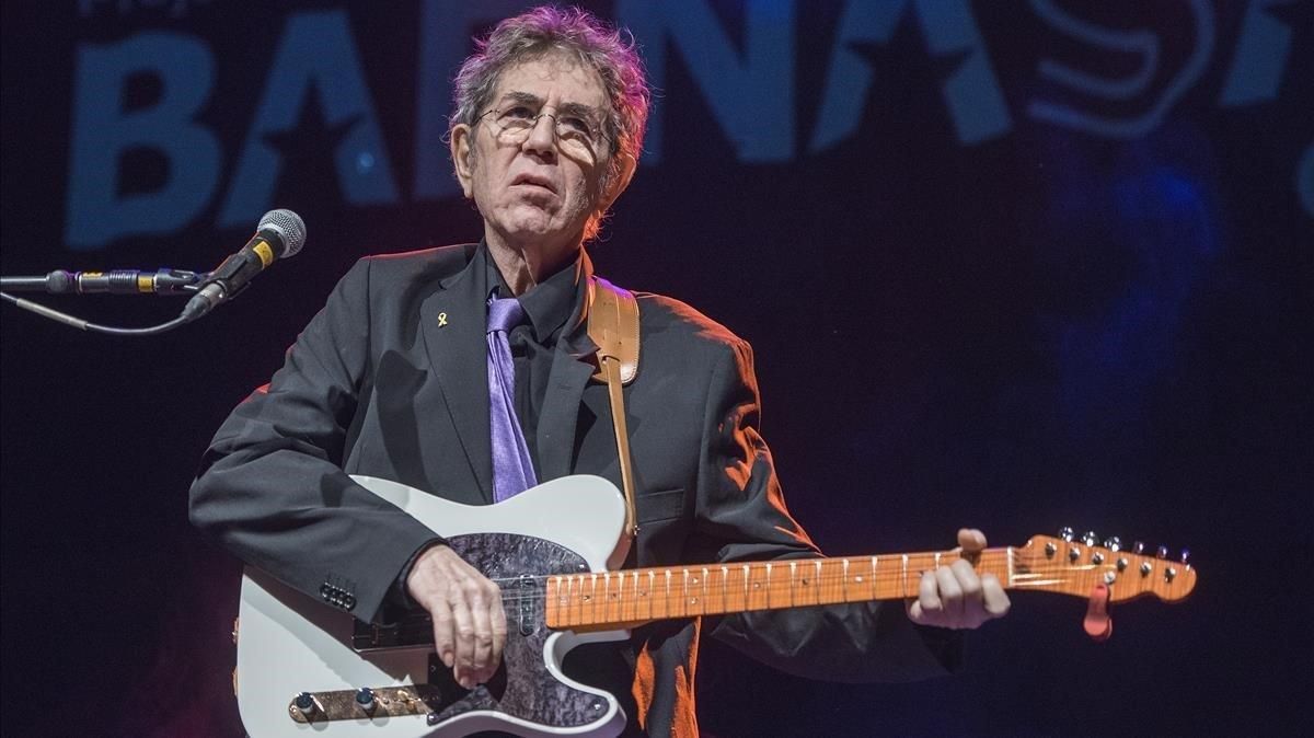Quico Pi de la Serra en el concierto ofrecido en el festival Barnasants en las Cotxeres de Sants, el pasado enero. Quico Pi de la Serra en el concierto ofrecido en el festival Barnasants en las Cotxeres de Sants, el pasado enero.