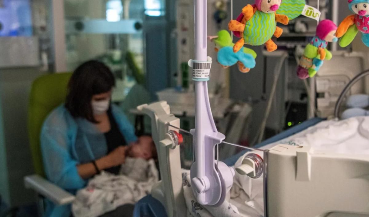 Sigue subiendo la bronquiolitis ¿Tiene relación con la falta de amoxicilina en las farmacias? Sigue subiendo la bronquiolitis ¿Tiene relación con la falta de amoxicilina en las farmacias?