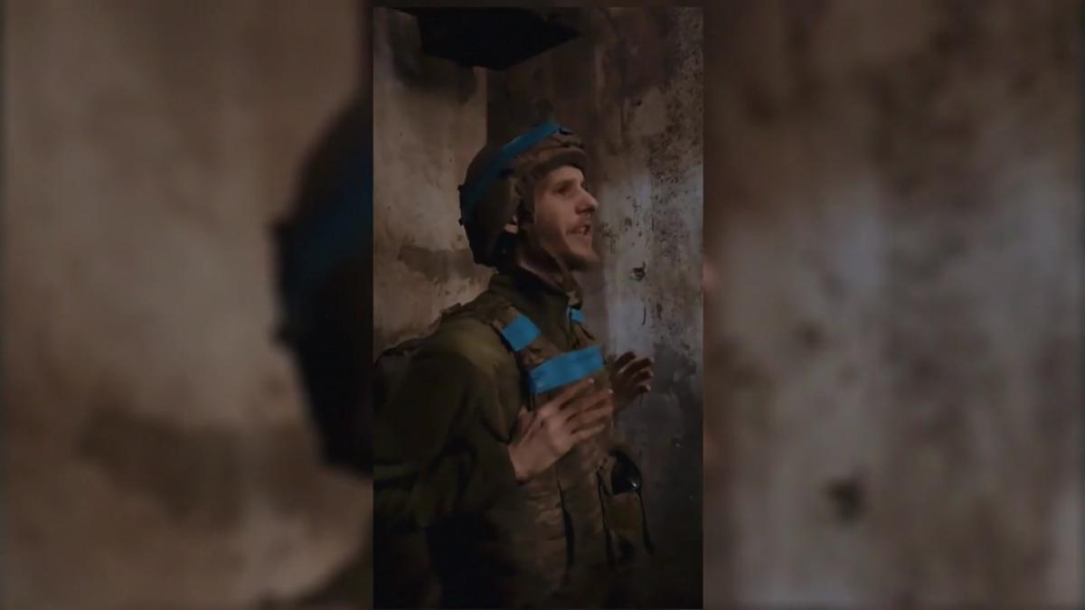 Kiev cuelga un vídeo de un soldado de Azovstal cantando ’Stefania’, canción ganadora de Eurovisión, bajo el asedio.