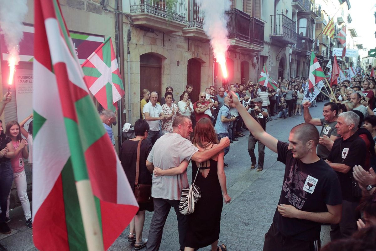 La Eurocámara insta a investigar a las cúpulas de ETA por los atentados bajo su mandato La Eurocámara insta a investigar a las cúpulas de ETA por los atentados bajo su mandato
