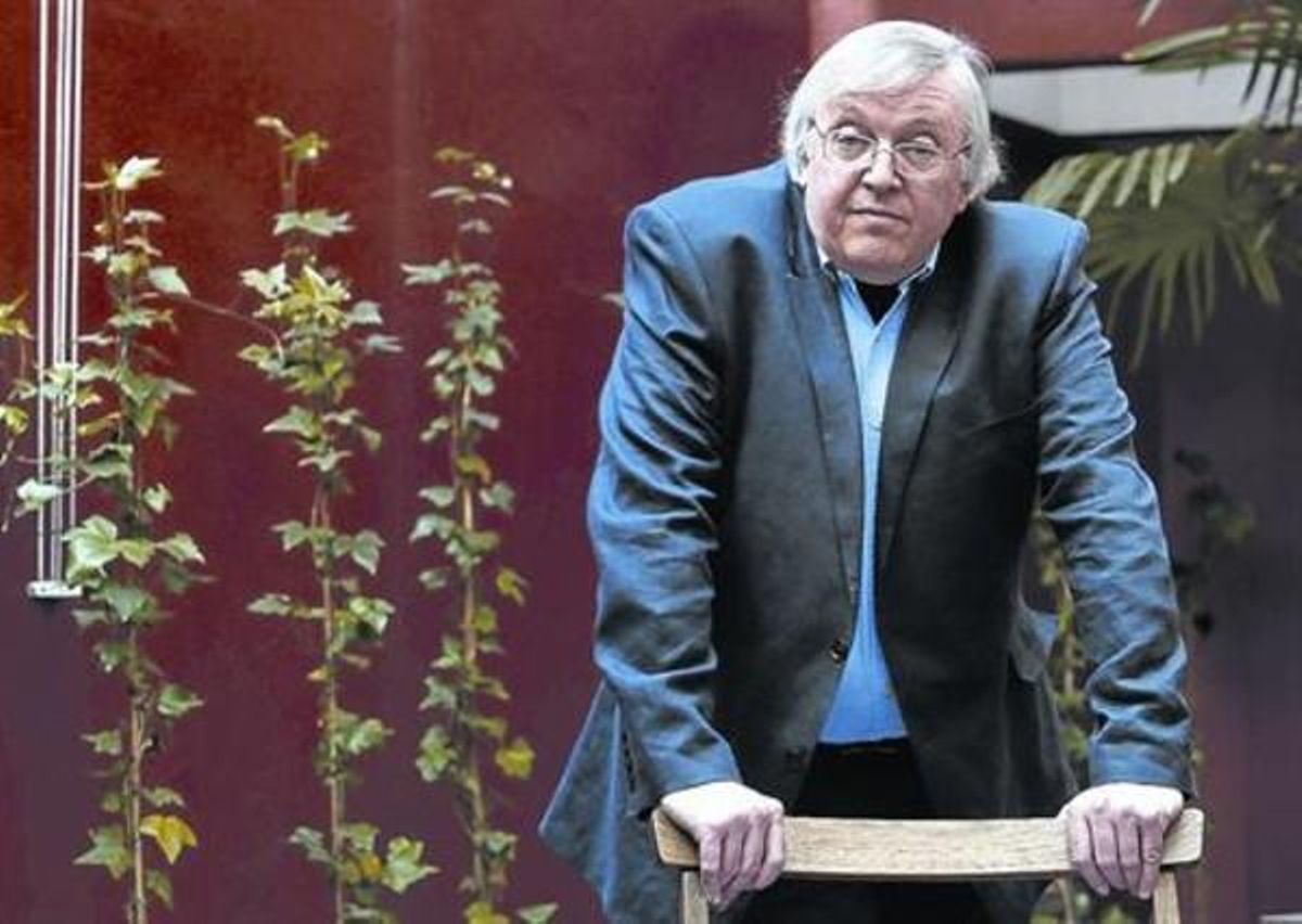 El historiador hispanista Paul Preston, fotografiado en un céntrico hotel de Madrid. El historiador hispanista Paul Preston, fotografiado en un céntrico hotel de Madrid.