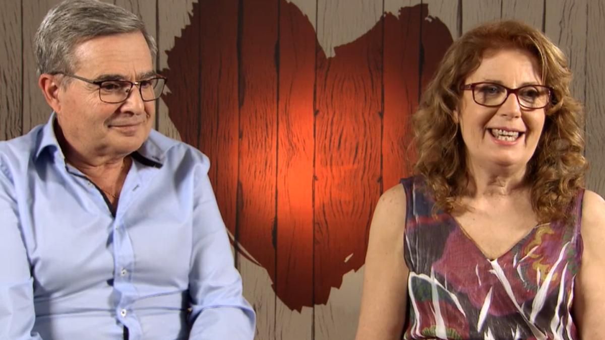 Estrella afirma en 'First Dates' que vivió una experiencia paranormal: "Vino un ser y me hizo el amor" Estrella afirma en 'First Dates' que vivió una experiencia paranormal: "Vino un ser y me hizo el amor"