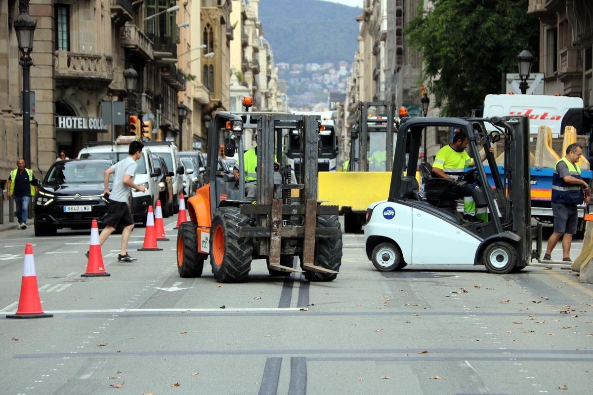 L’Ajuntament de Barcelona admet que ara es triga el doble que abans a recórrer la Via Laietana amb cotxe L’Ajuntament de Barcelona admet que ara es triga el doble que abans a recórrer la Via Laietana amb cotxe