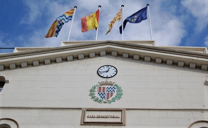 Badalona pide actuar "lo antes posible" tras el cierre del Col·legi Boix - Vimarsana News