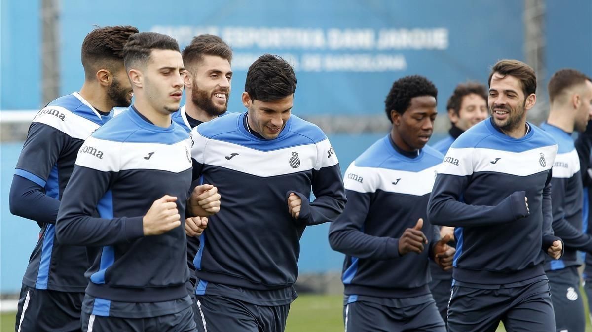 Los jugadores del Espanyol preparan el partido del Villarreal. Los jugadores del Espanyol preparan el partido del Villarreal.