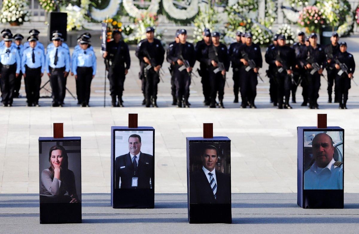 Urns with ashes of Martha Erika Alonso a senior opposition figure and governor of the state of Puebla her husband Rafael Moreno a senator and former Puebla governor and two crew members are displayed over their photographs during a homage in Puebla 2018 REUTERS Imelda Medina Urns with ashes of Martha Erika Alonso a senior opposition figure and governor of the state of Puebla her husband Rafael Moreno a senator and former Puebla governor and two crew members are displayed over their photographs during a homage in Puebla 2018 REUTERS Imelda Medina