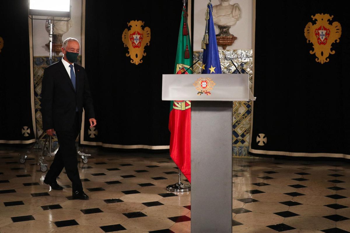 El presidente de Portugal, Marcelo Rebelo de Sousa, esta noche en el Palacio de Belem antes de anunciar la fecha de las elecciones. 