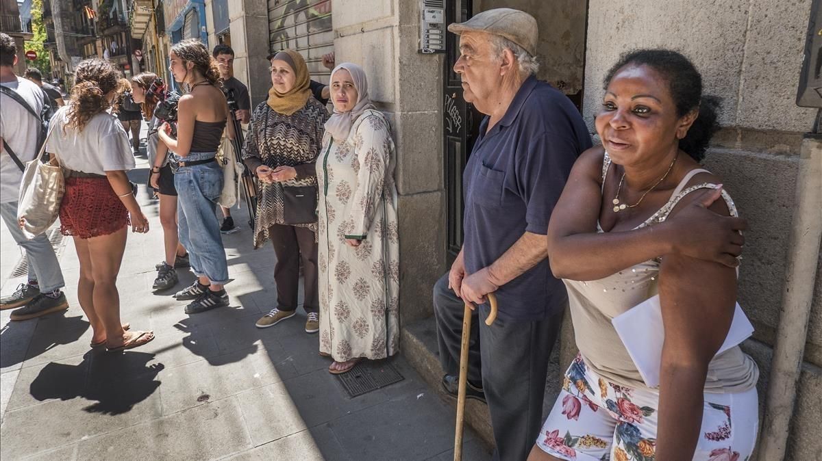 Protesta vecinal contra el acoso inmobiliario en Espalter, 6, en el 2018. Protesta vecinal contra el acoso inmobiliario en Espalter, 6, en el 2018.